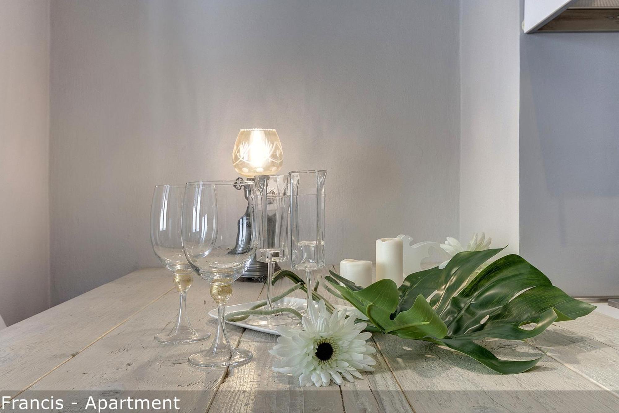 Jake & Francis Apartments By Mamo Флоренция Экстерьер фото