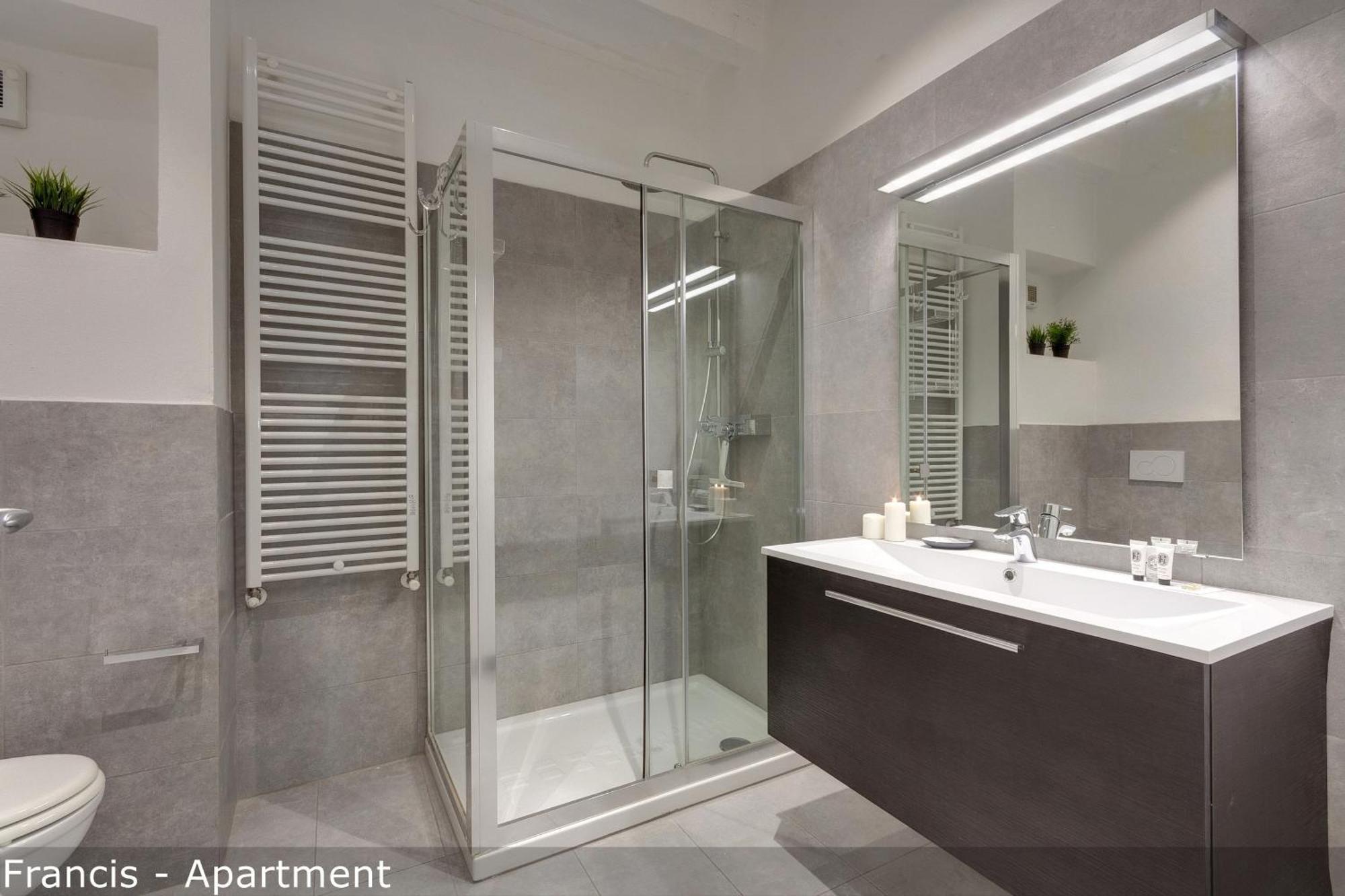 Jake & Francis Apartments By Mamo Флоренция Экстерьер фото